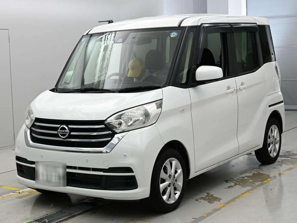 Nissan Dayz Roox B21A 2018